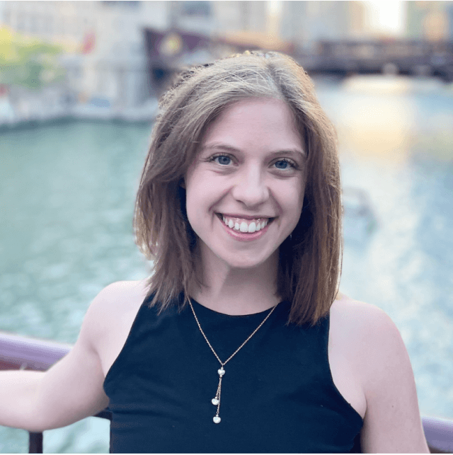 Headshot of Elizabeth Joy, founder of Conscious Style